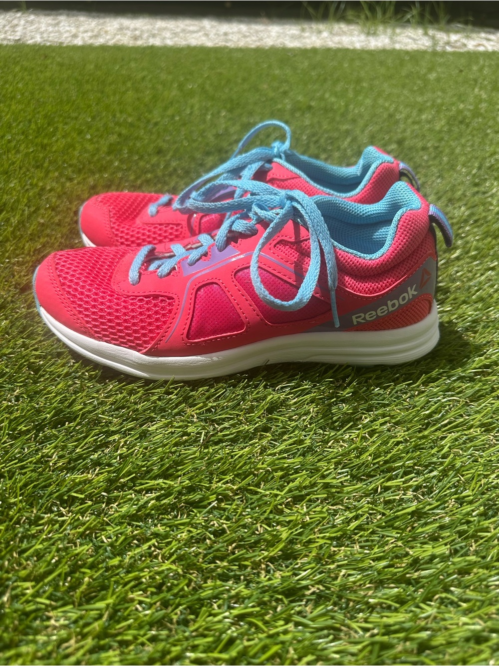 Reebok Girls 2 1/2 CUSHRUN Multicolored Pink And Blue Tennis Shoes Running Sport